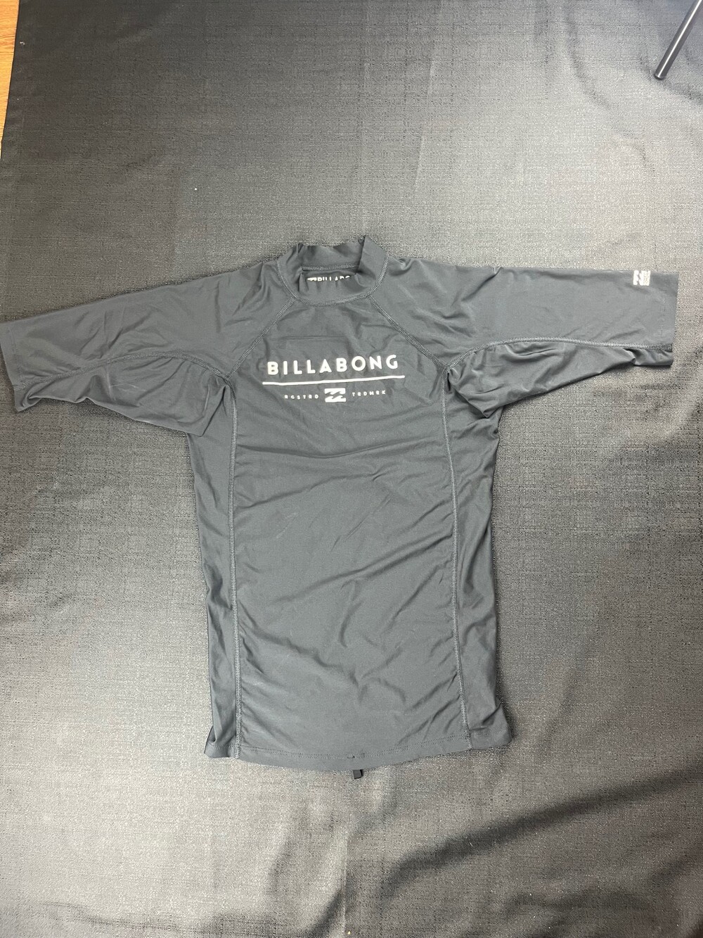 Billabong Large Black Spandex Rash Guard UPF 50+